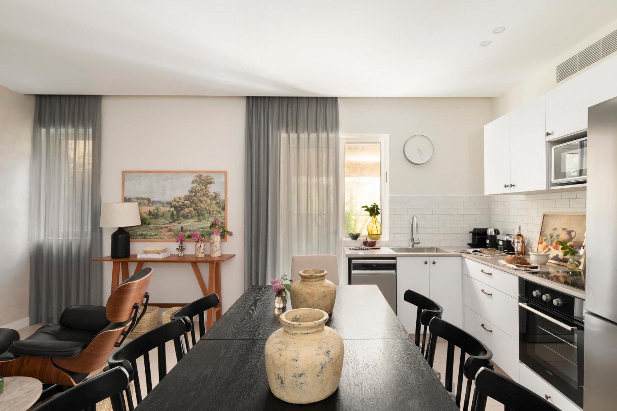 The J Luxury Apartments - By Localz Group Yerusalem Bagian luar foto
