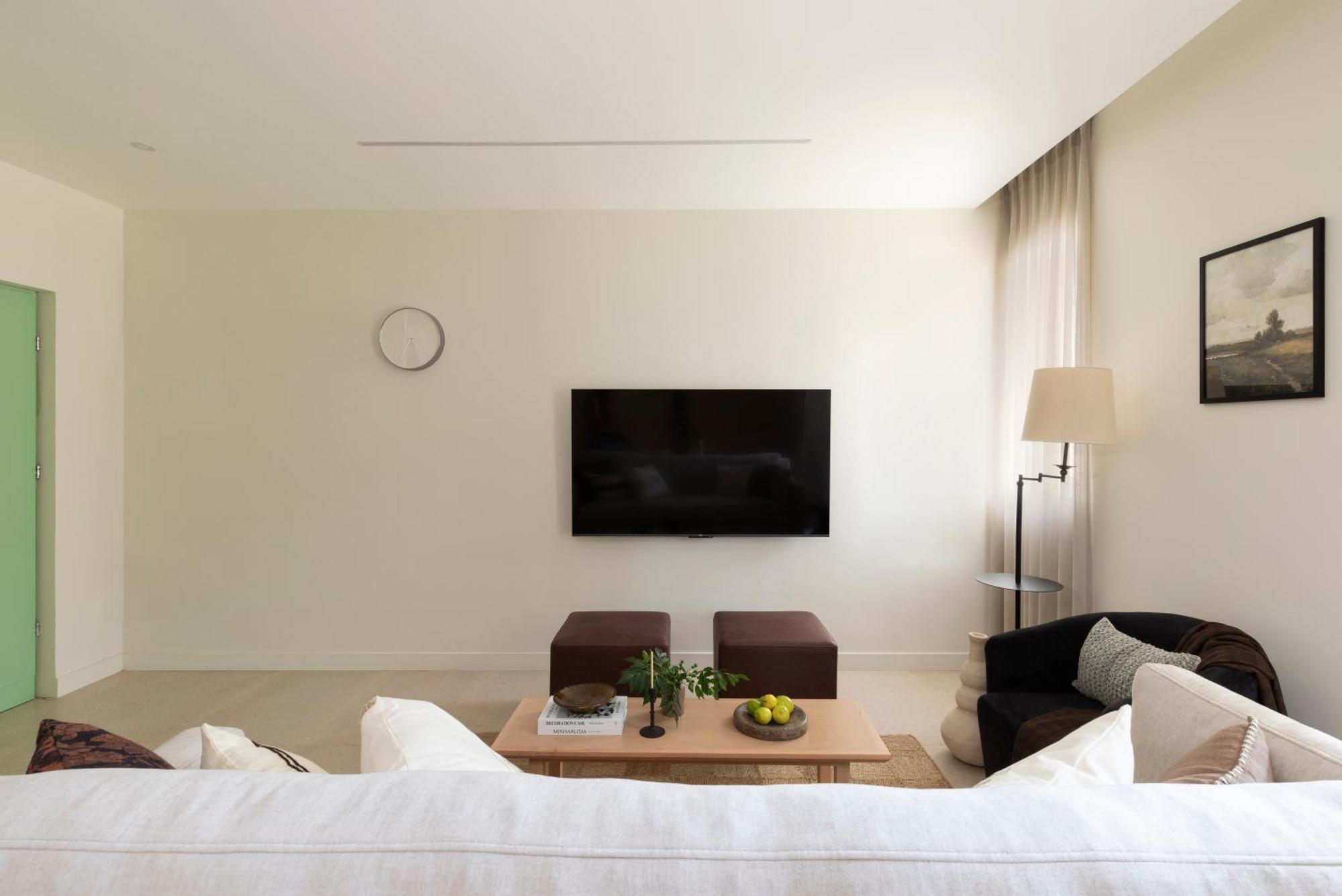 The J Luxury Apartments - By Localz Group Yerusalem Bagian luar foto