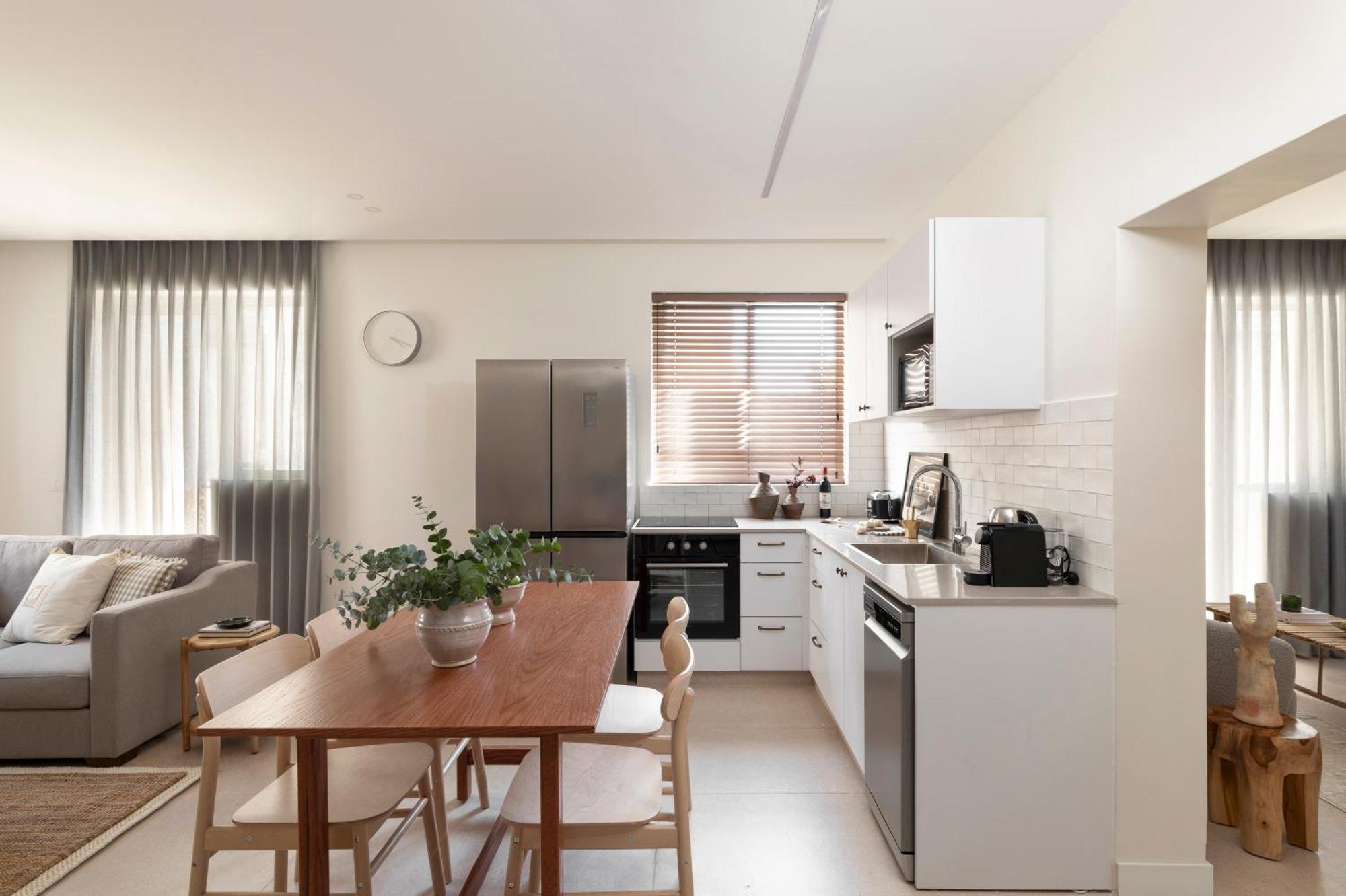 The J Luxury Apartments - By Localz Group Yerusalem Bagian luar foto