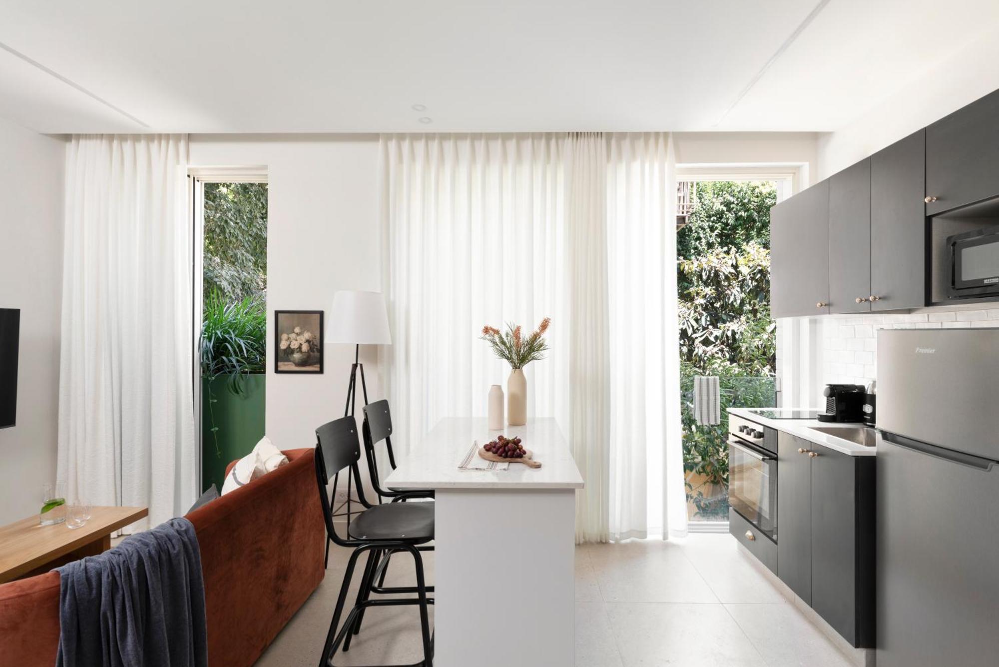 The J Luxury Apartments - By Localz Group Yerusalem Bagian luar foto